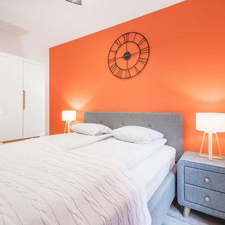 Citystay Waterlane Island Apartment Γκντανσκ Εξωτερικό φωτογραφία