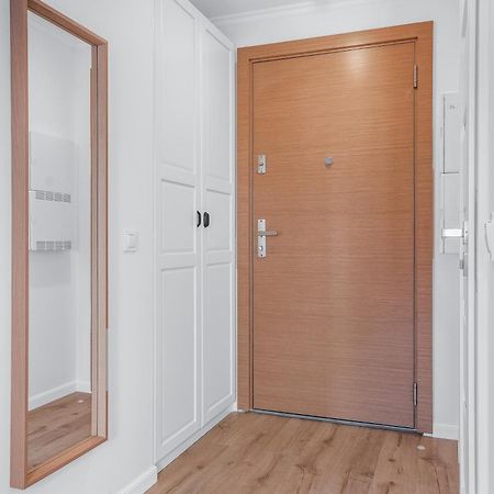 Citystay Waterlane Island Apartment Γκντανσκ Εξωτερικό φωτογραφία