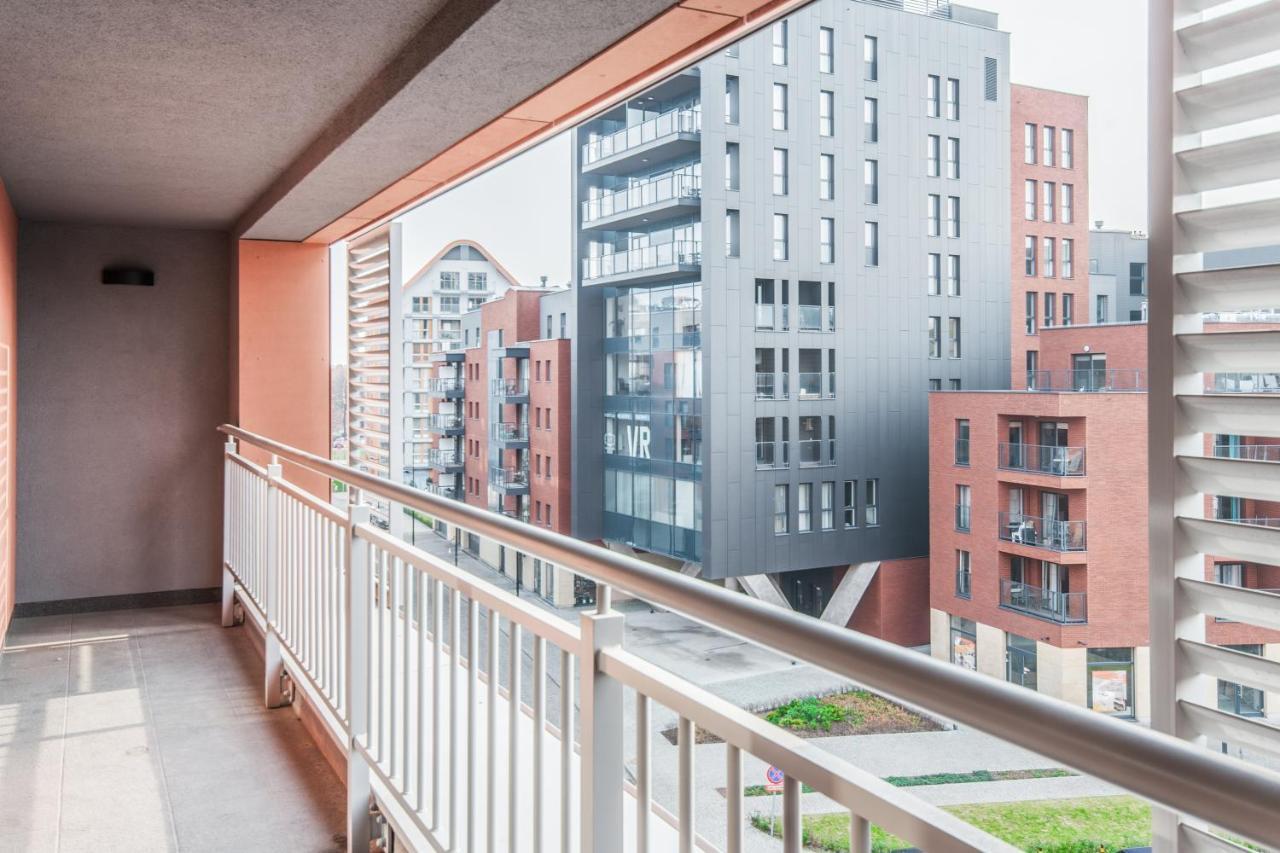 Citystay Waterlane Island Apartment Γκντανσκ Εξωτερικό φωτογραφία